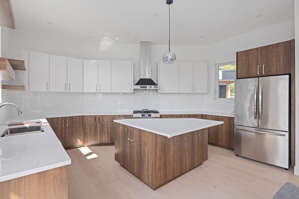 listing image 1107452134308437195