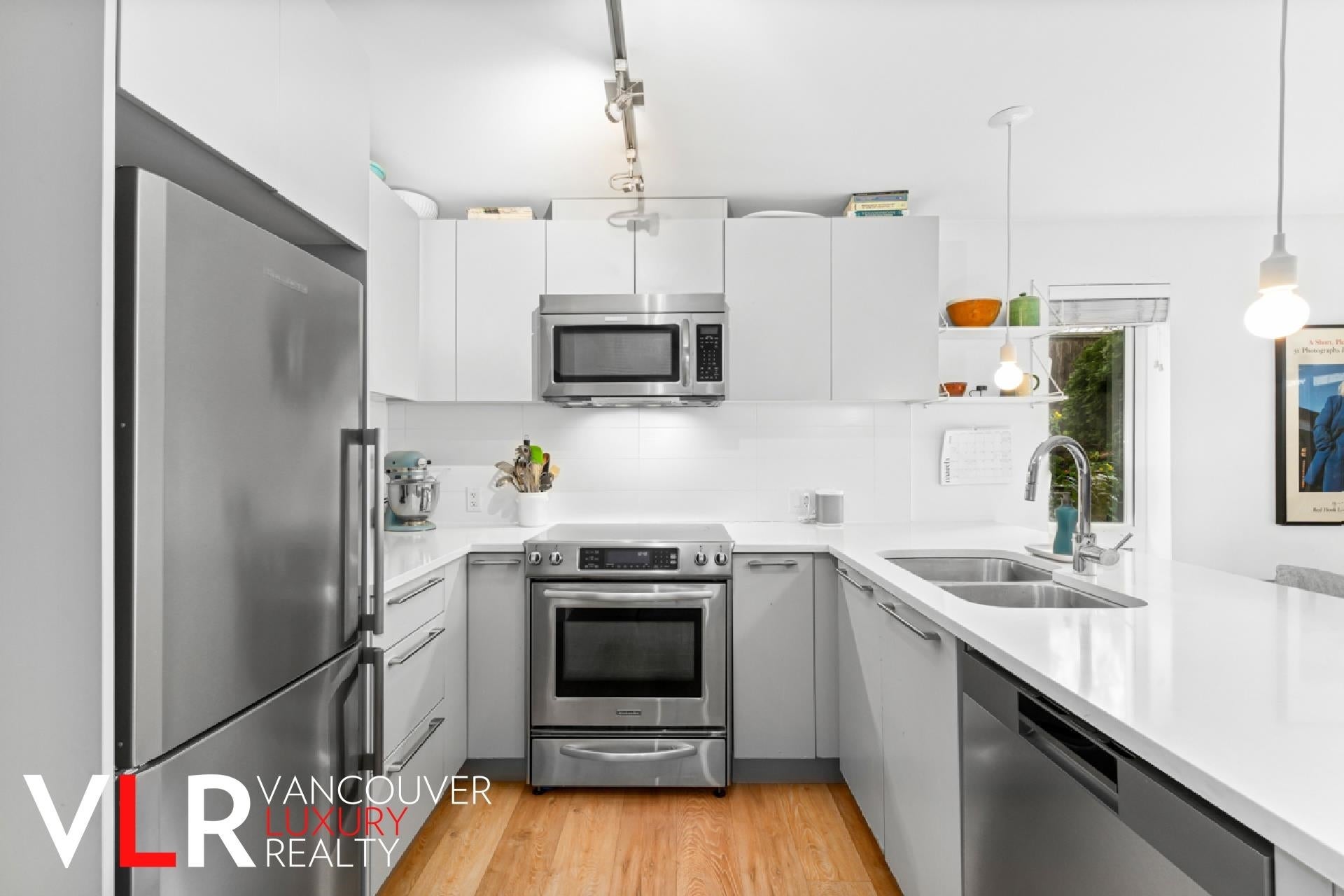1661 E 2nd Avenue 107