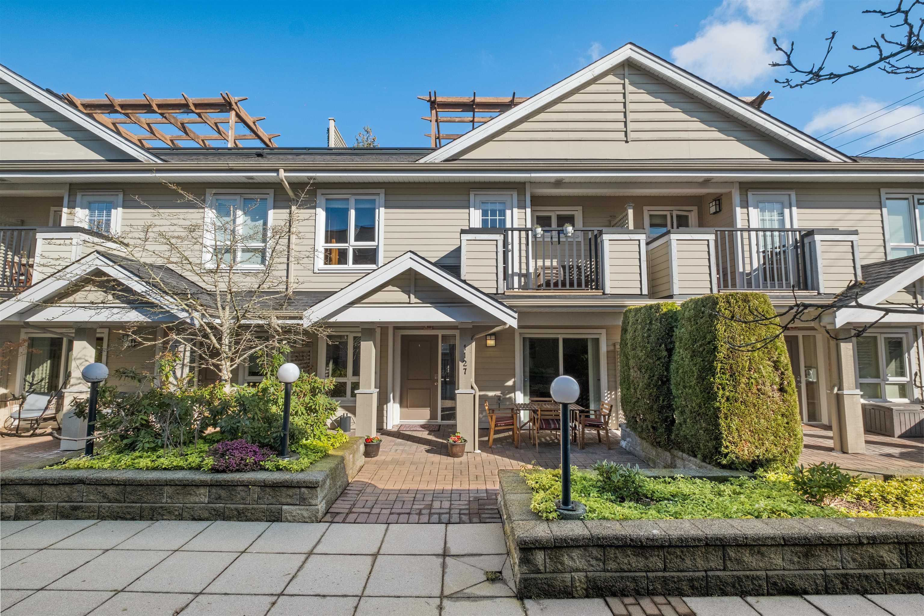 1127 St. Andrews Avenue