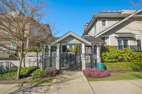 1127 St. Andrews Avenue North Vancouver BC V7L 0A6