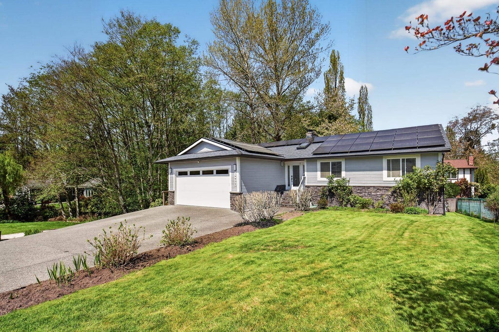 Photo of 19939 51 Avenue, Langley, BC V3A 7P2 (MLS # R3149967)