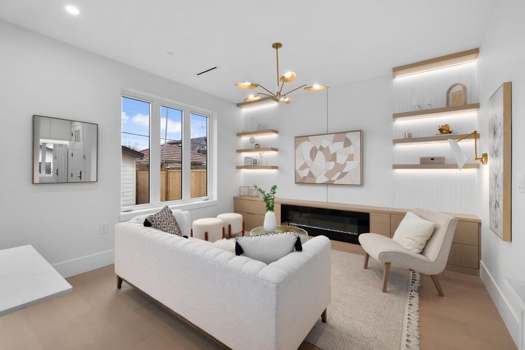 listing image 1109496802235843400