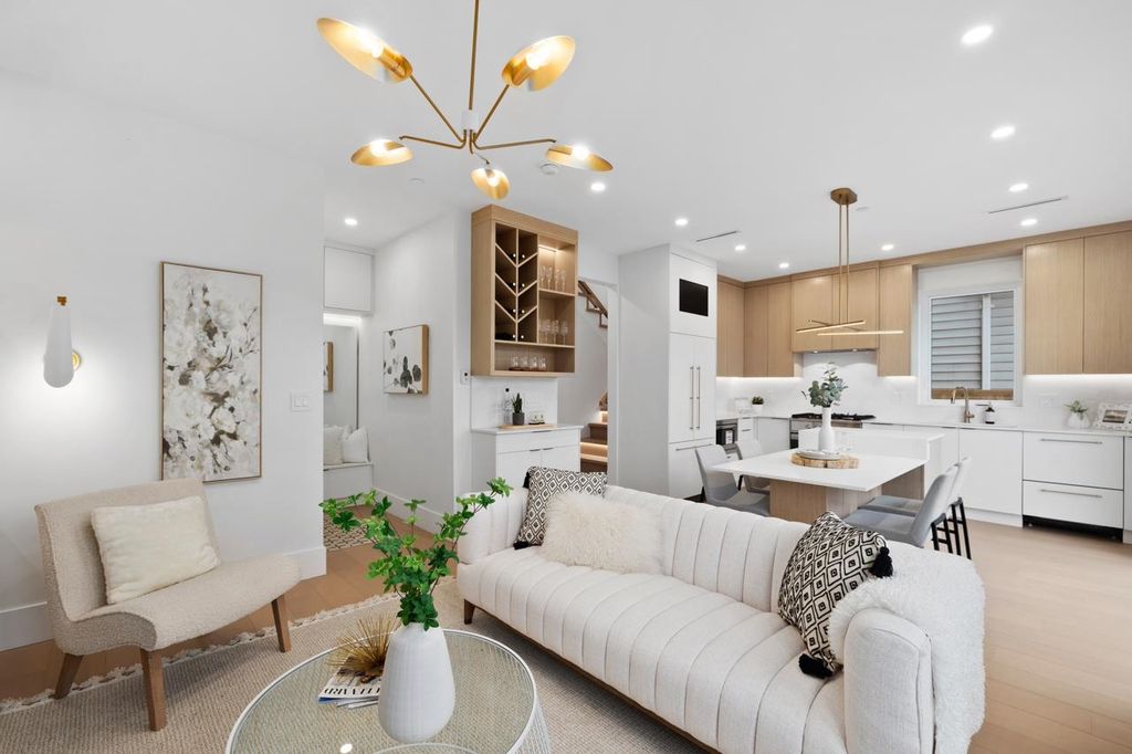 listing image 1104153463295247014