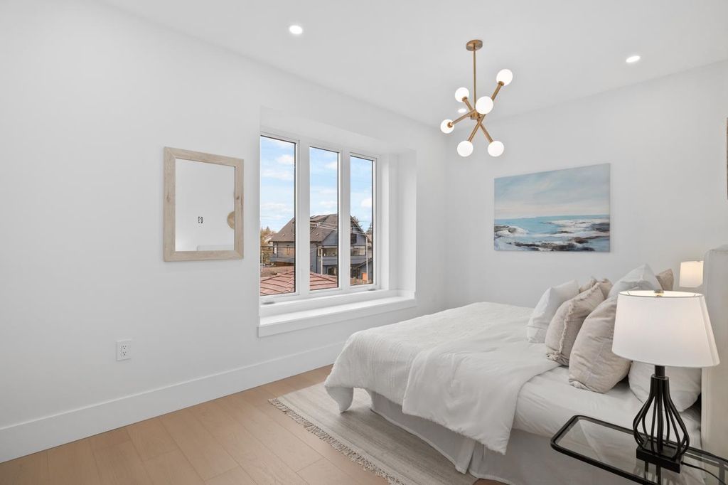 listing image 1100732804118682807