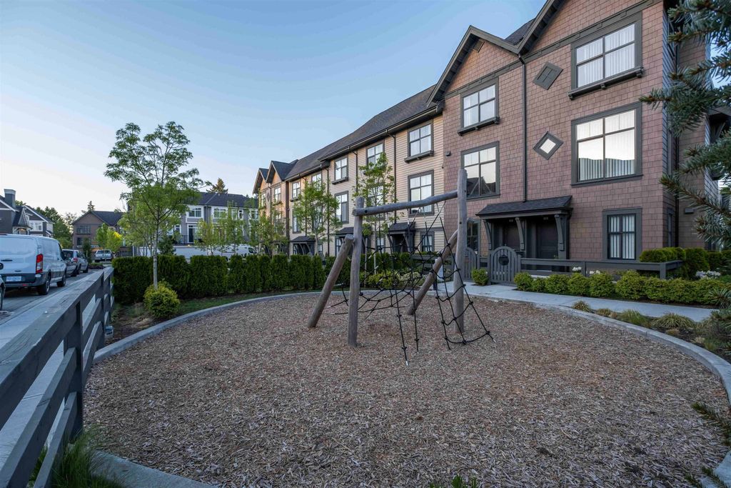 listing image 1103759879044458148