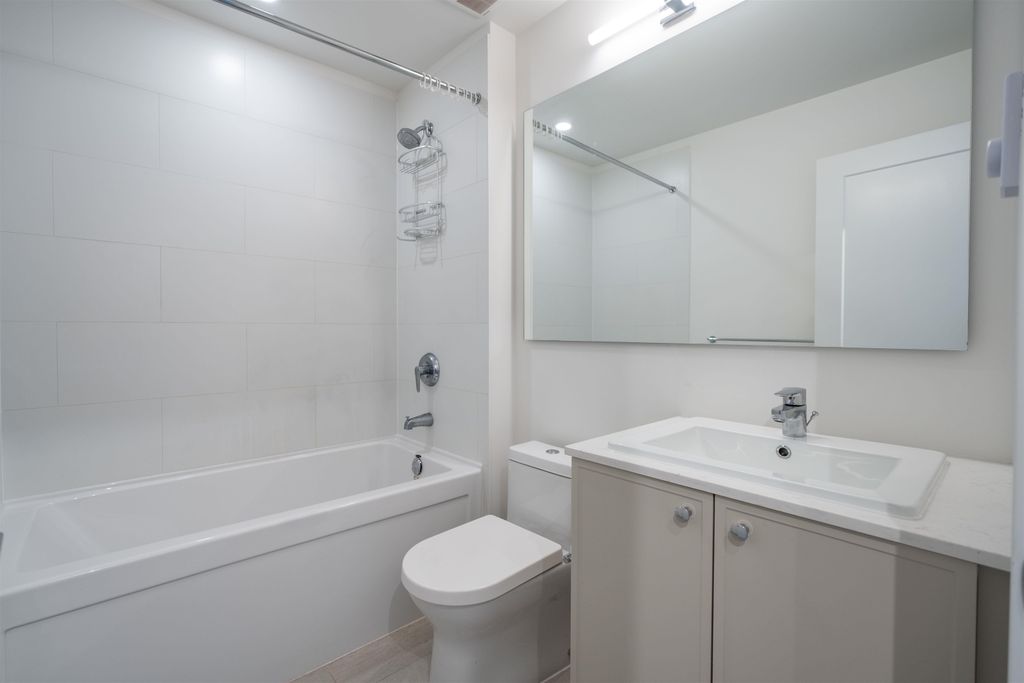 listing image 1107881569802678685
