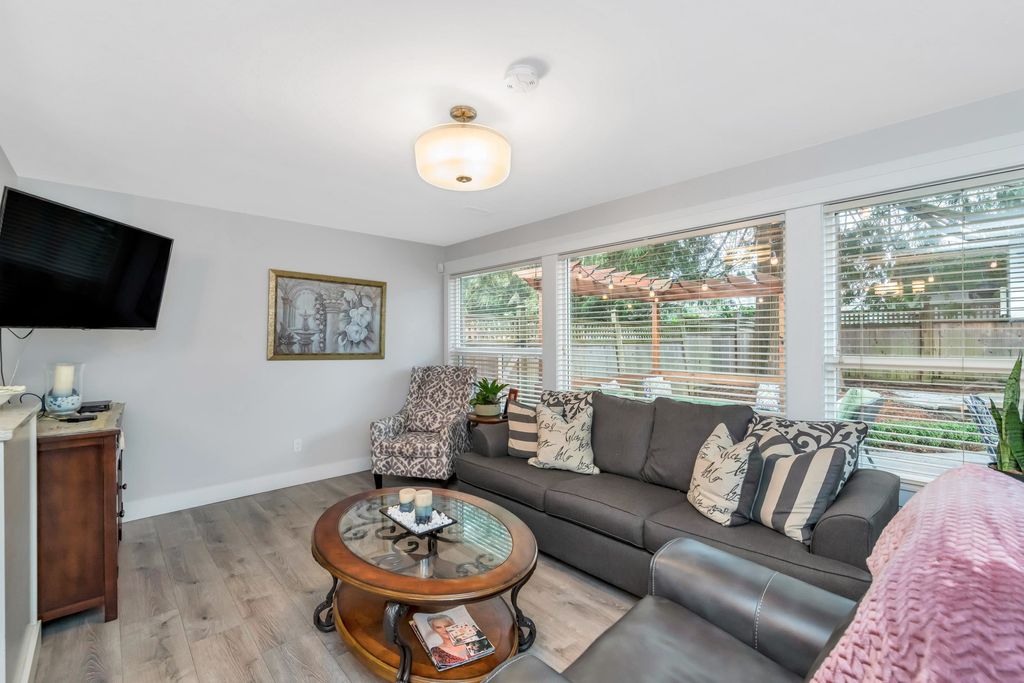 listing image 1101871586442005022