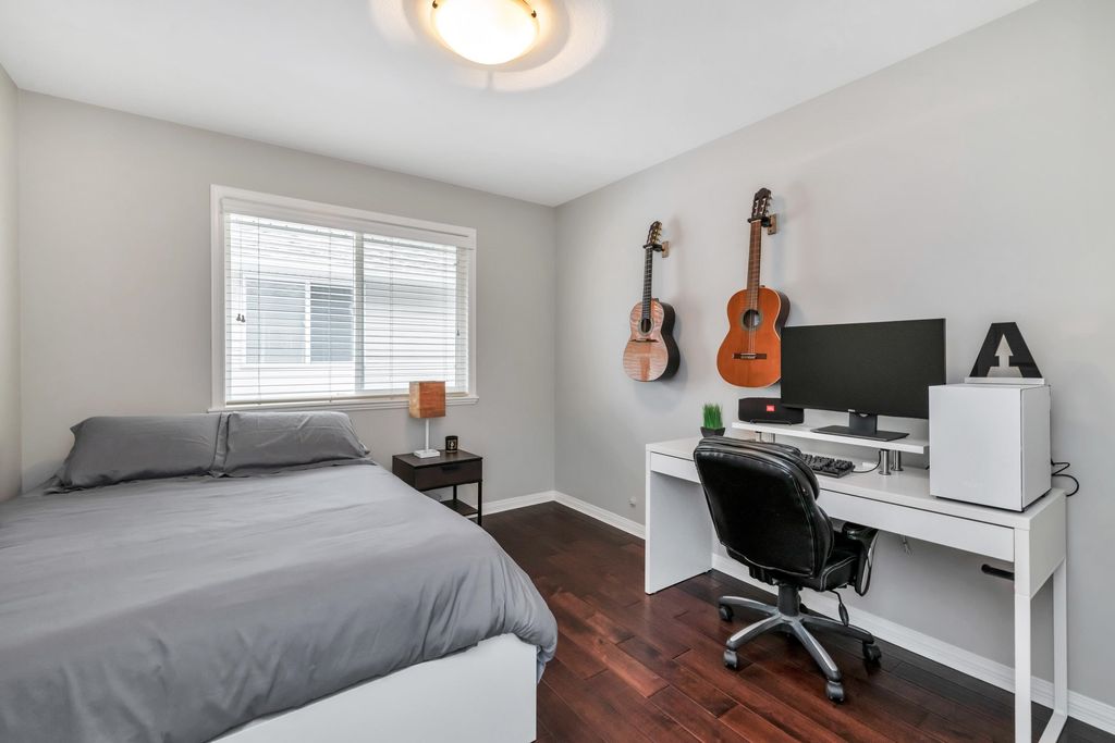 listing image 1101214262147099429