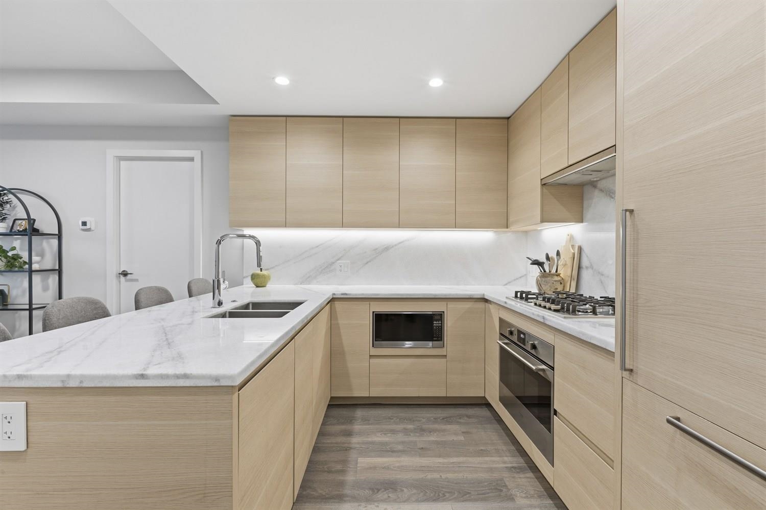 308 Morrissey Road 908