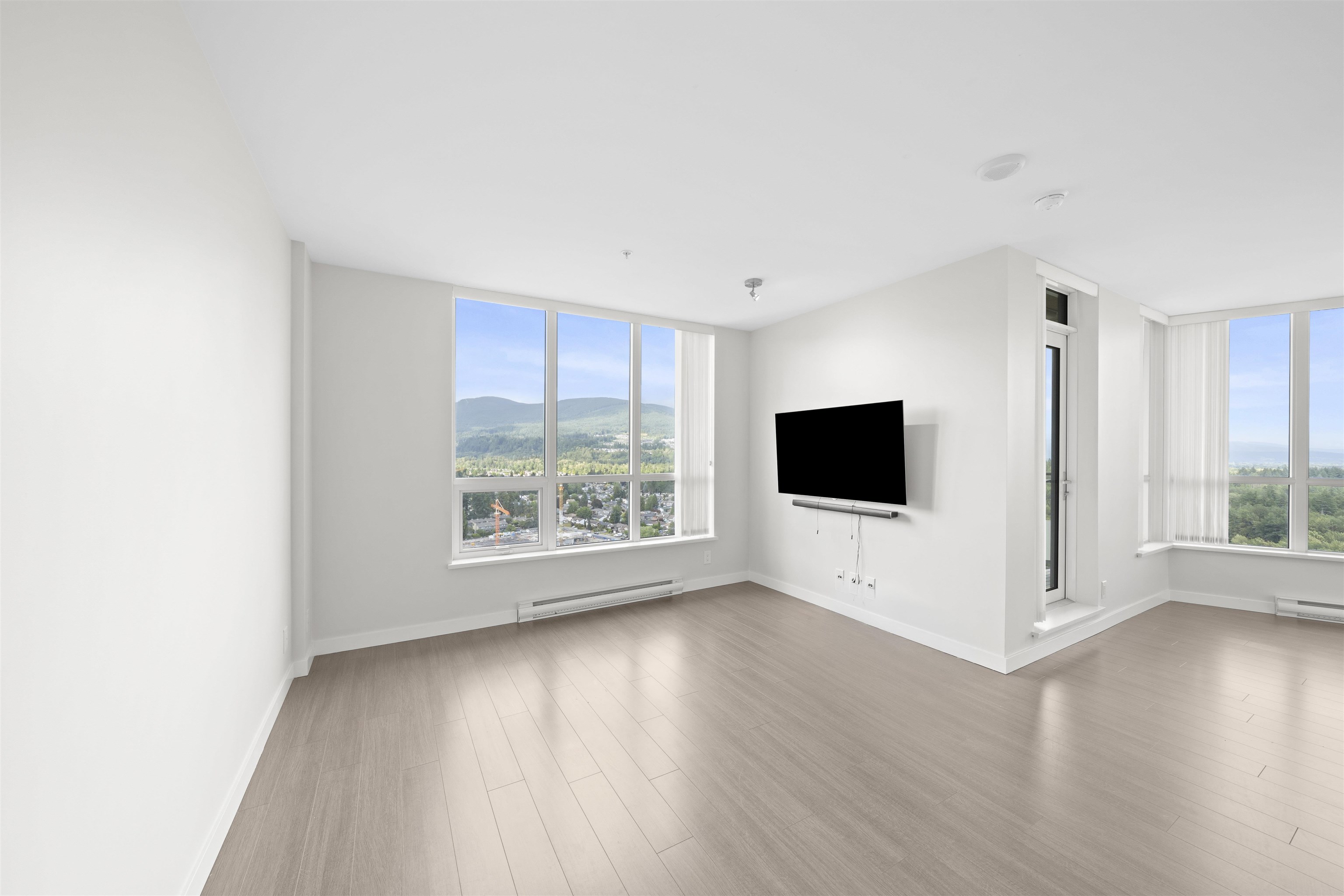 3093 Windsor Gate 2801