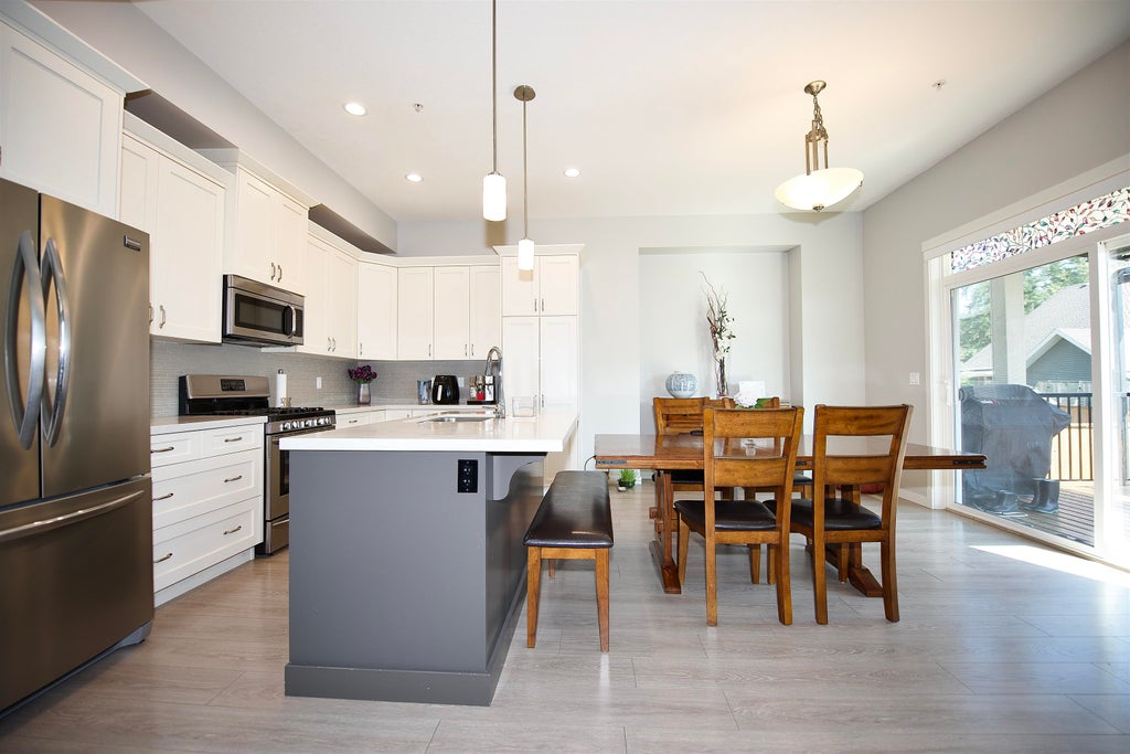 Photo of 24442 113 Avenue, Maple Ridge, BC V2W 0H4 (MLS # R3154708)