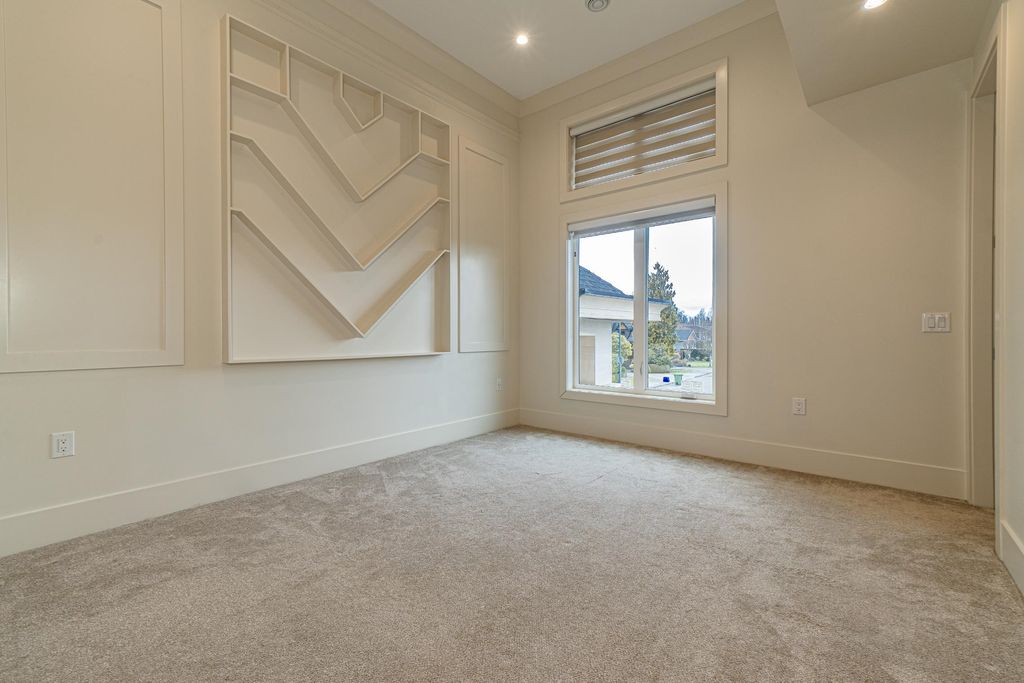 listing image 1107615190164580030