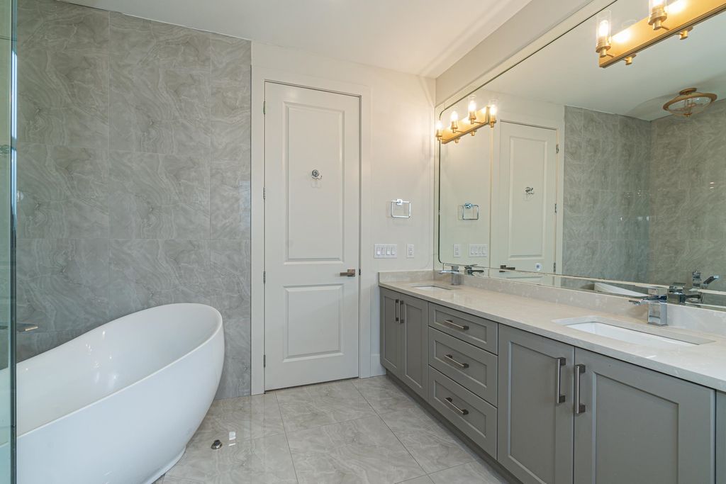 listing image 1103169211742767059