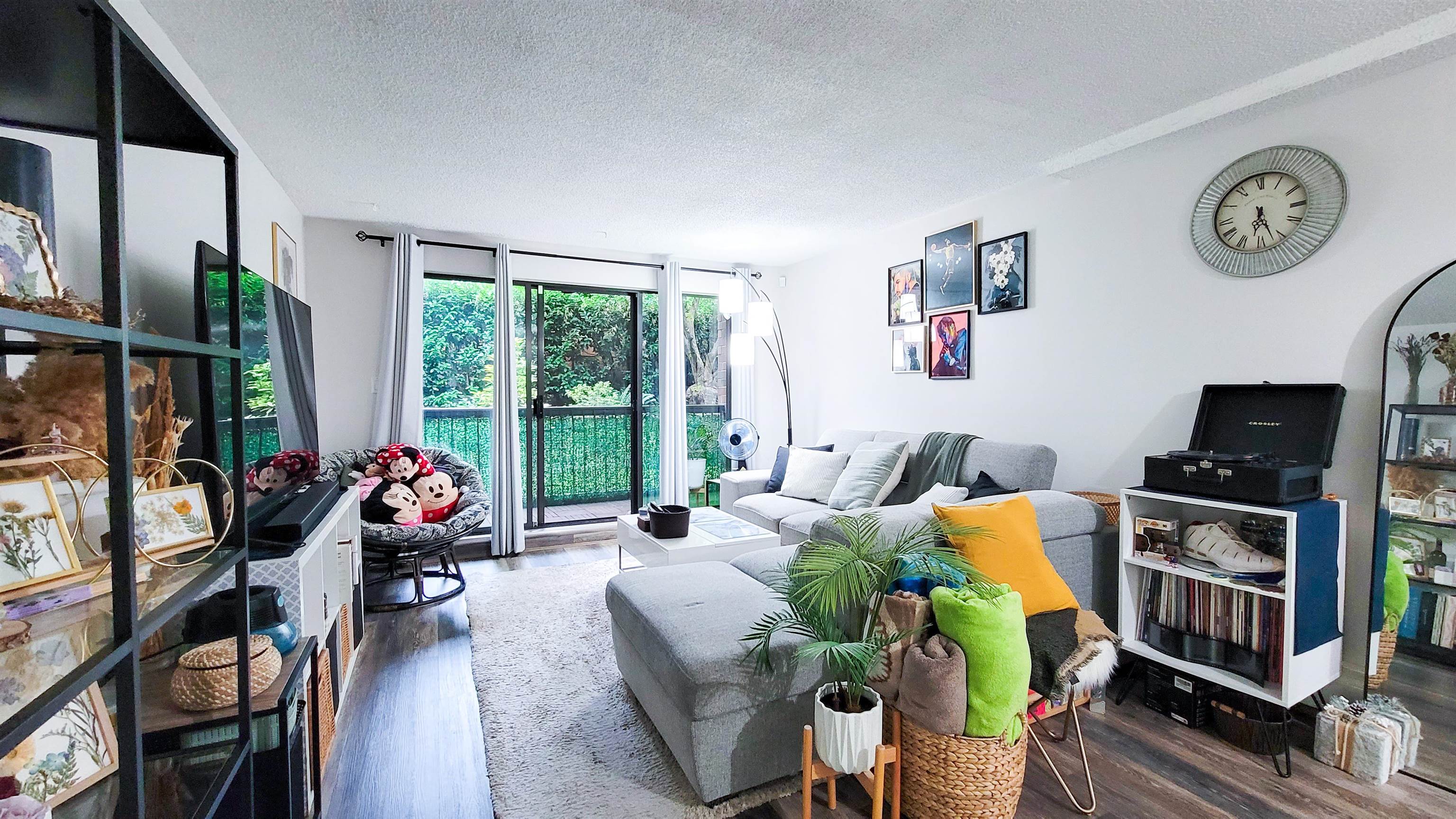 620 Eighth Avenue 107