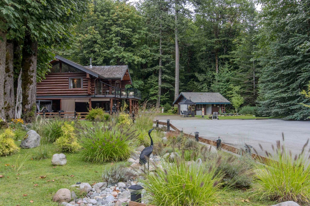 2020 PARADISE VALLEY ROAD, SQUAMISH, BC V0N 1H0 - Image 2776298499.jpeg?d=l