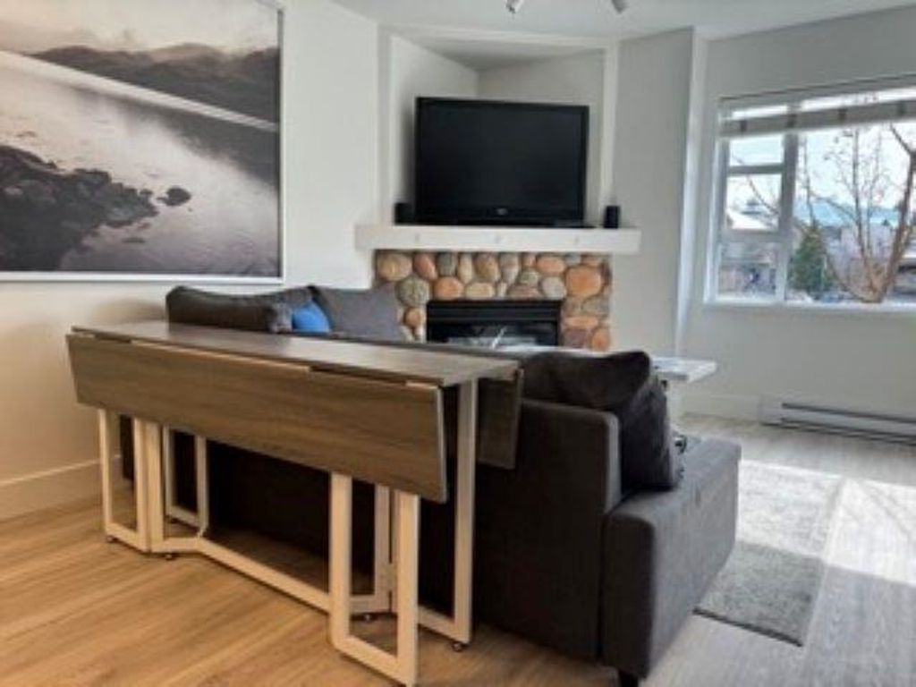 listing image 1103139091073531410