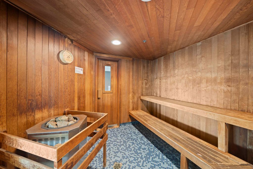 listing image 1101255047371026805