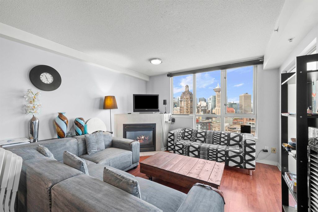 listing image 1102929288365484590