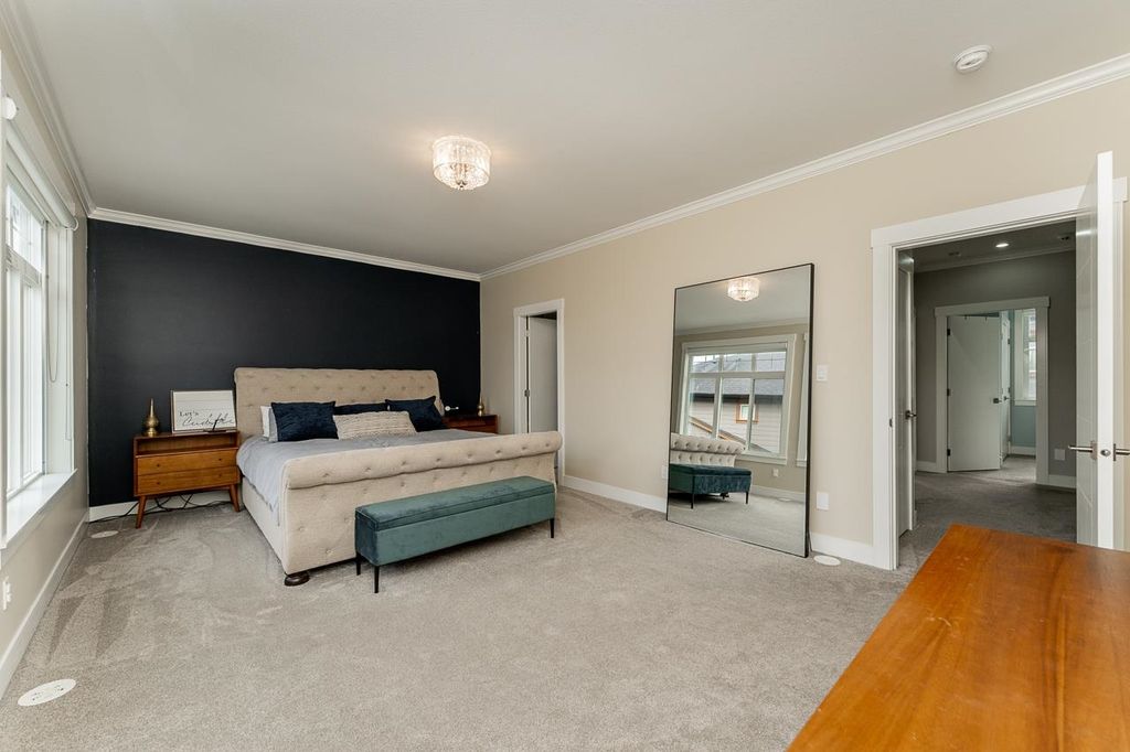listing image 1102297171556100440