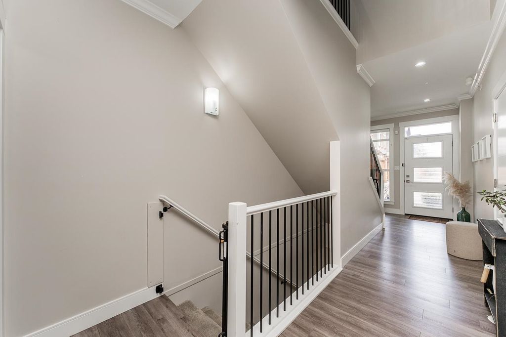 listing image 1108981441866572376