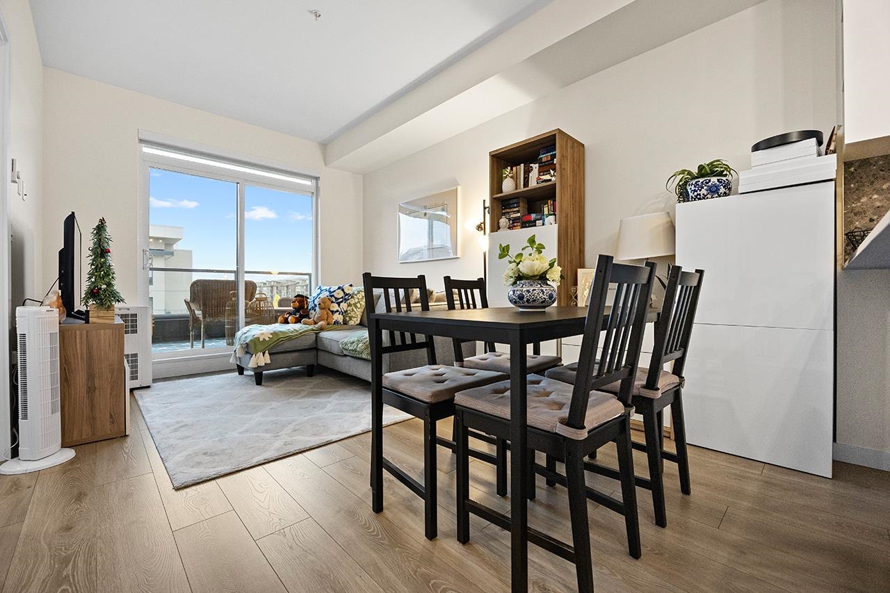 7920 206 Street 506
