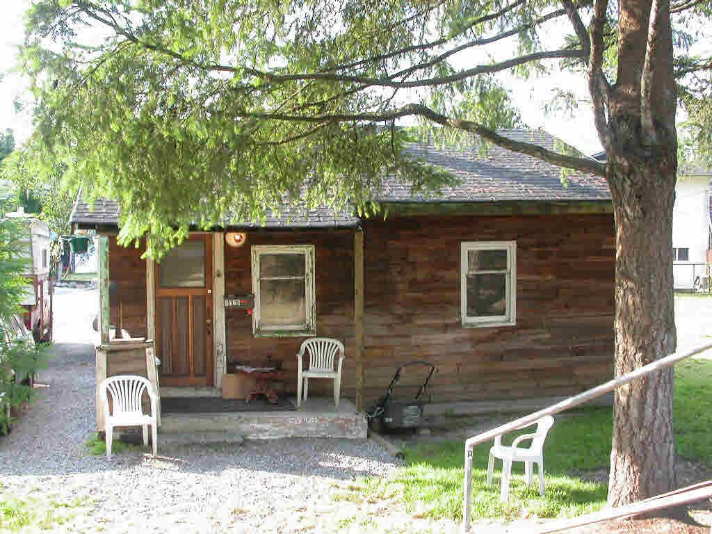 listing image 1108056164034984480
