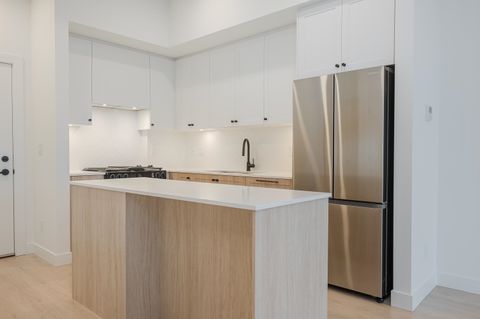 19885 76 Avenue 614 Langley BC V2Y 4M5