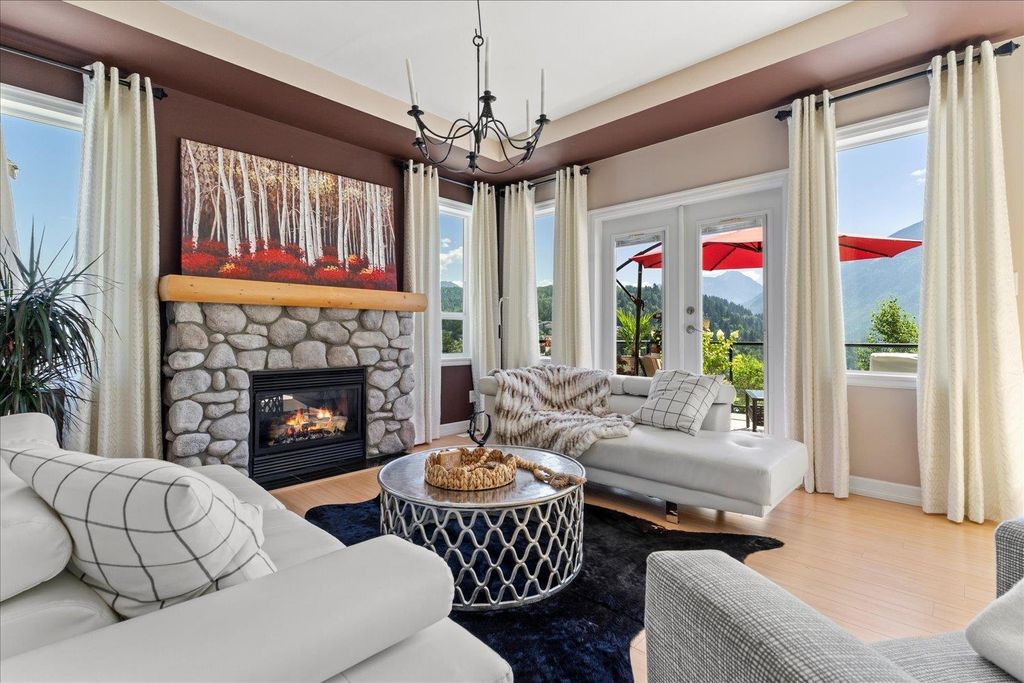 listing image 1109623986464156007