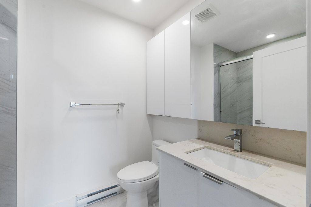 listing image 1105740316420230735
