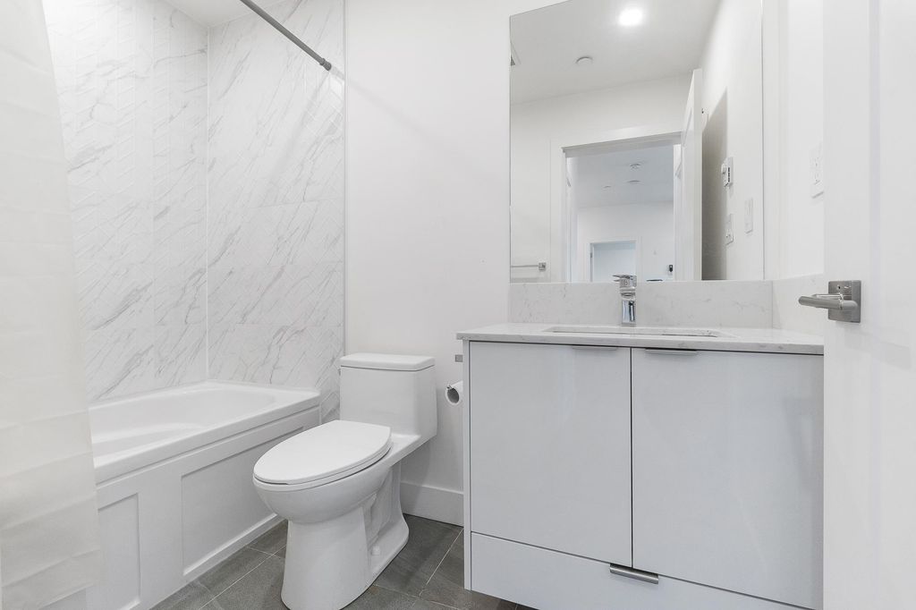 listing image 1108225349583816353