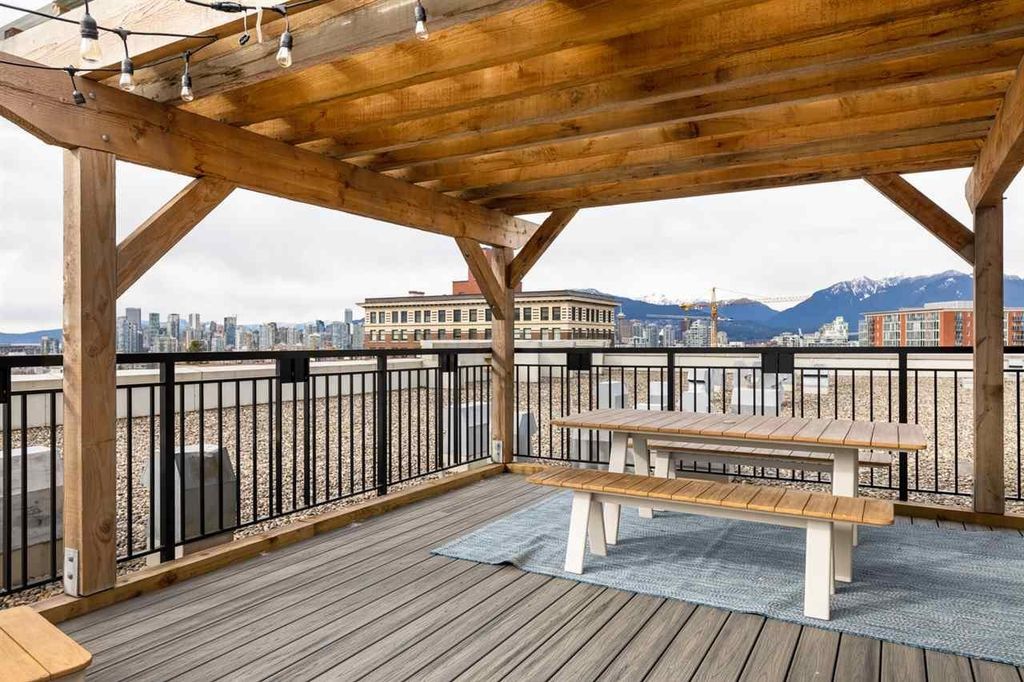 listing image 1105240084481353095