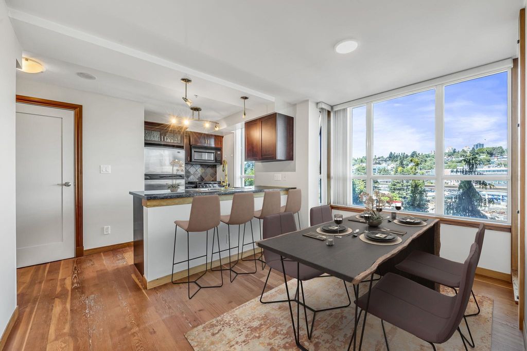 listing image 1104899822903828484