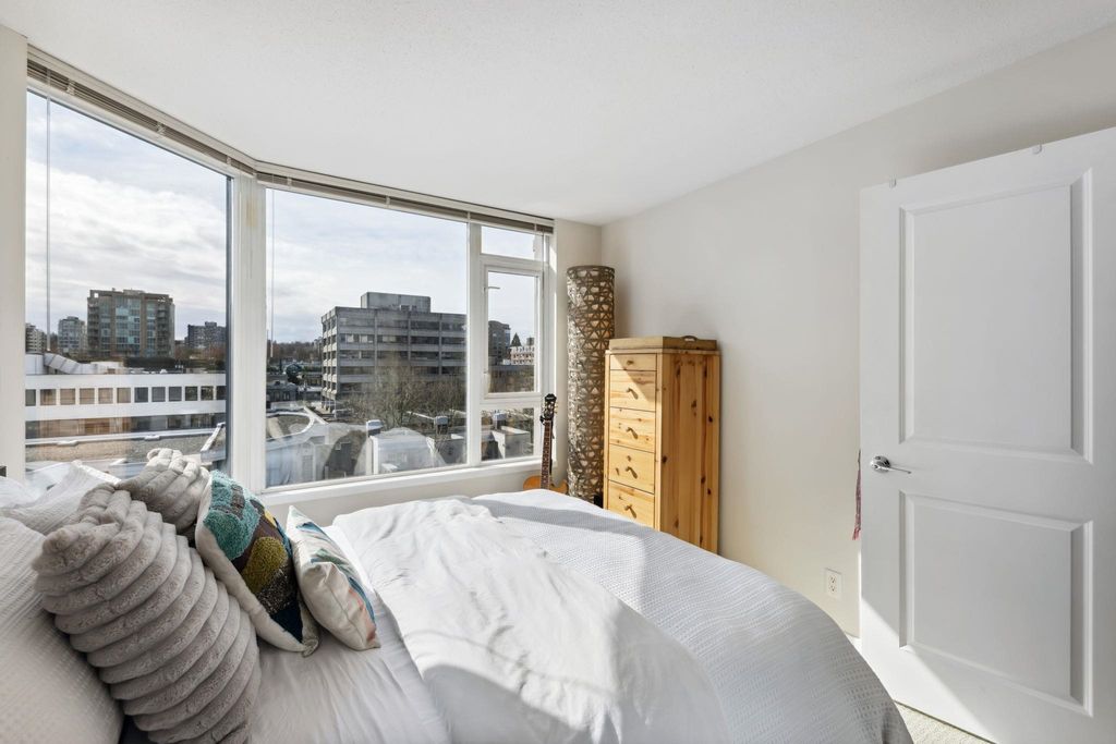 listing image 1101504847768686669