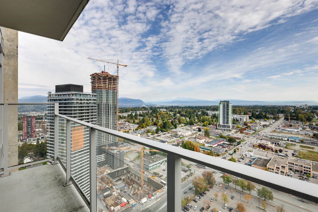 listing image 1101080280279004259