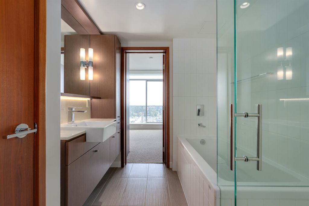 listing image 1104010815792479324