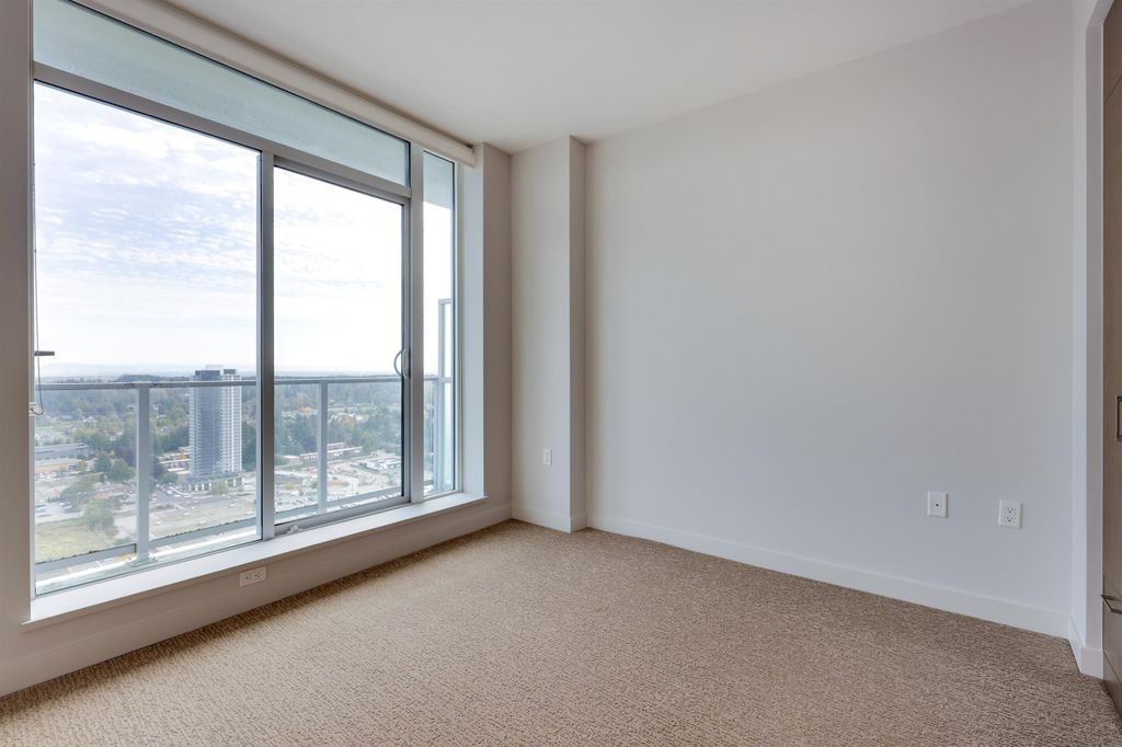 listing image 1108498762629999585