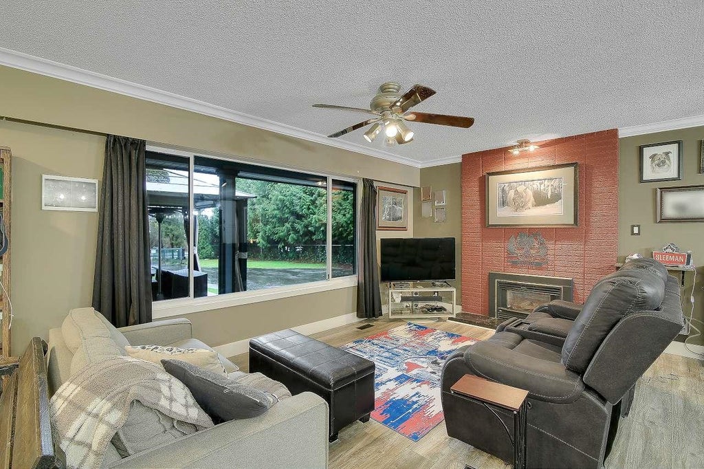 Photo of 24835 Smith Avenue, Maple Ridge, BC V4R 2A7 (MLS # R3149660)