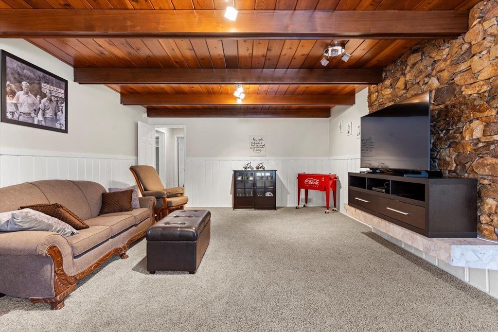 listing image 1101139890165577702