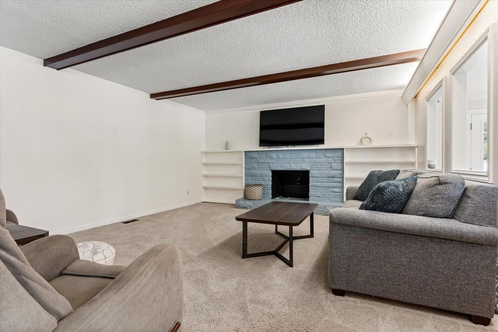 listing image 1101927593879789301