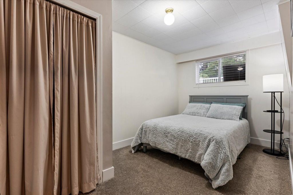 listing image 1103645919220263079