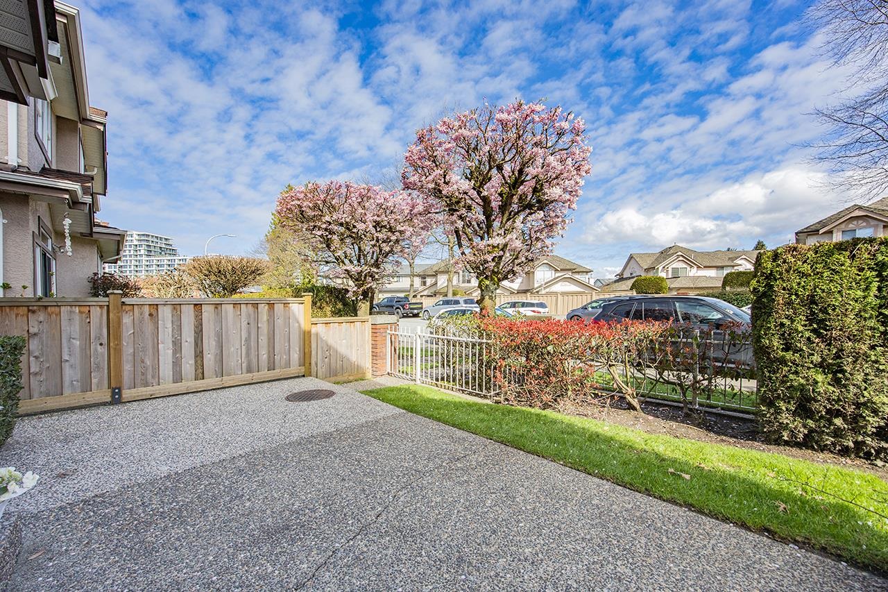 3500 Cunningham Drive 14