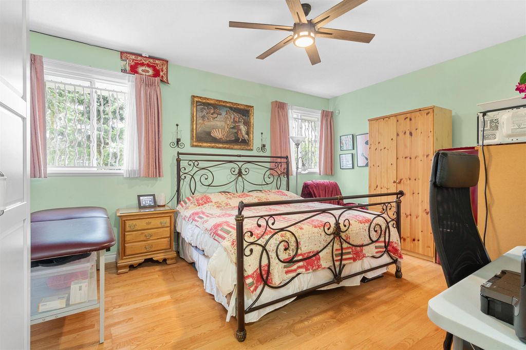listing image 1107894443553790687