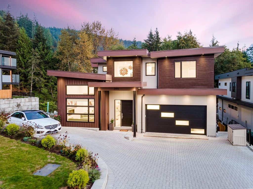listing image 1101952870814482370