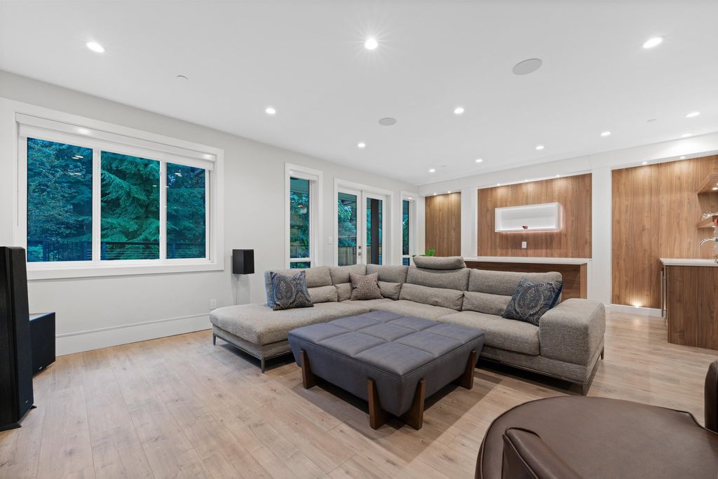 listing image 1109444066931219979