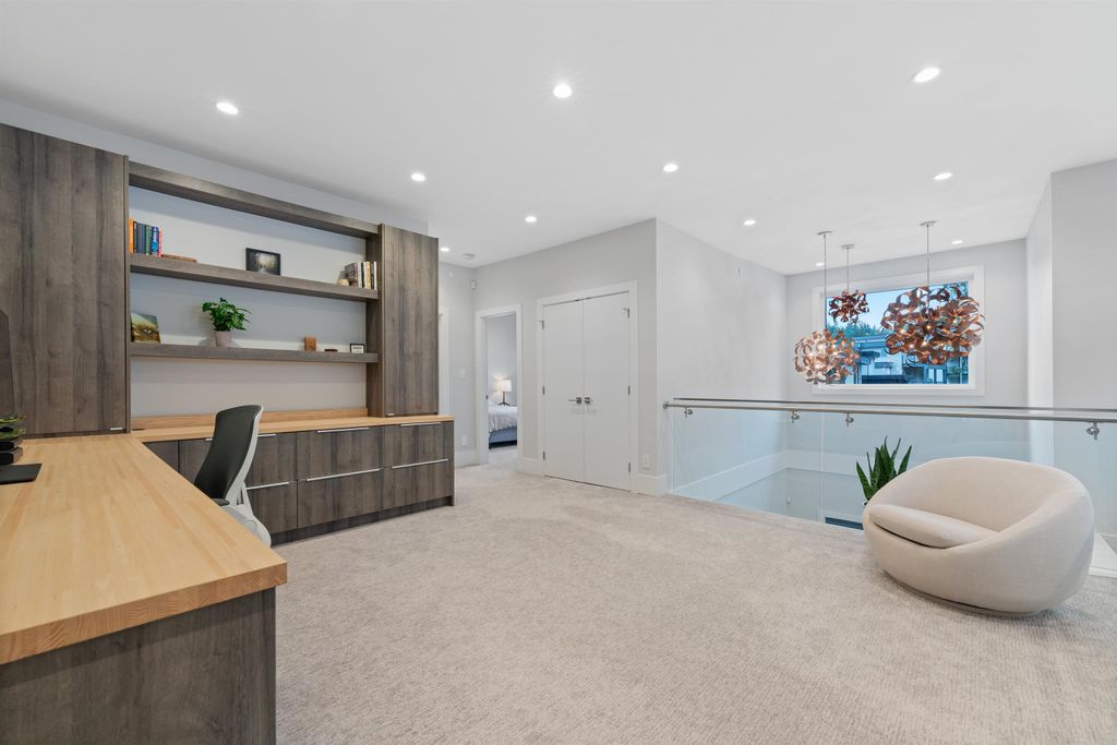 listing image 1107364578708602791