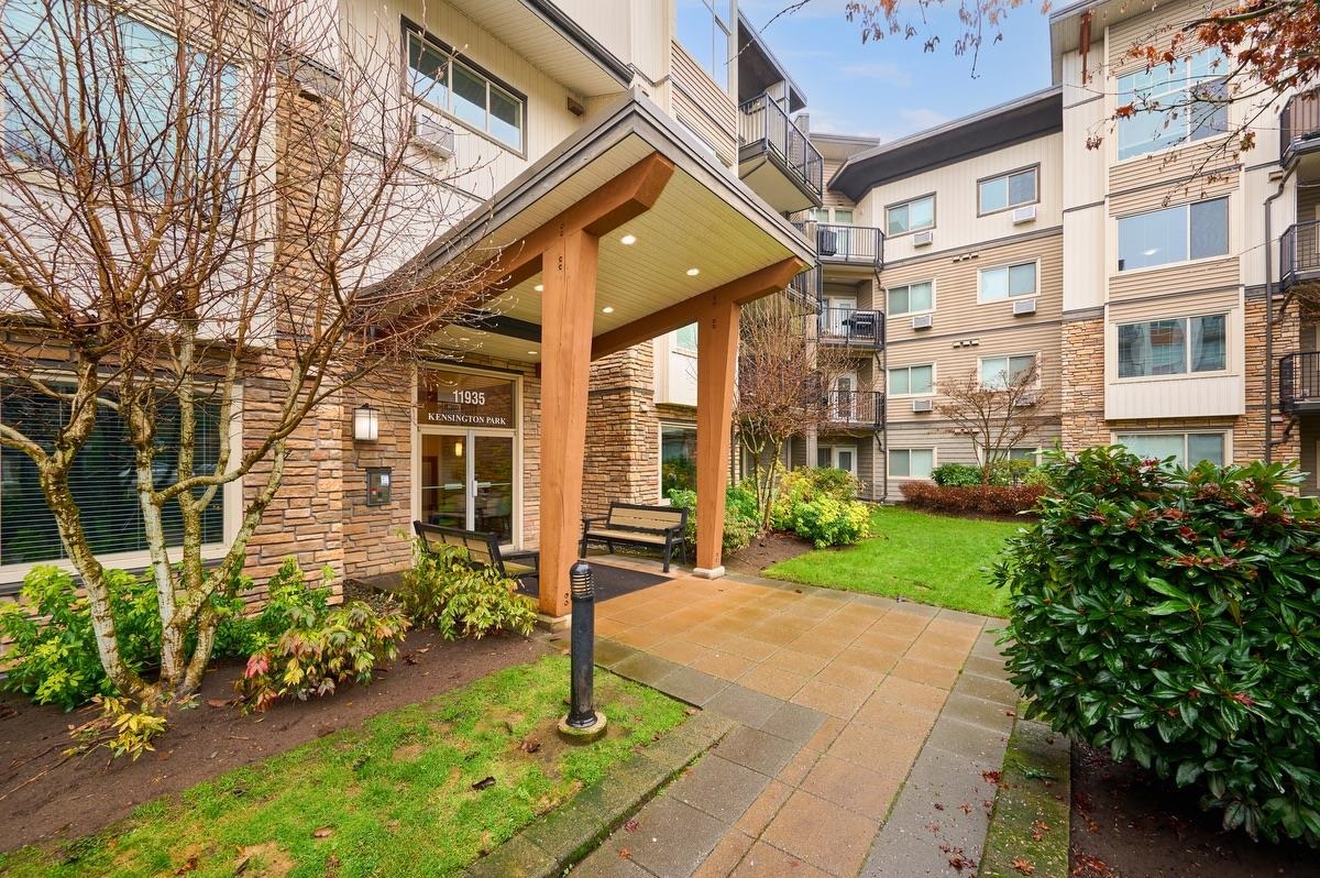 11935 Burnett Street 418