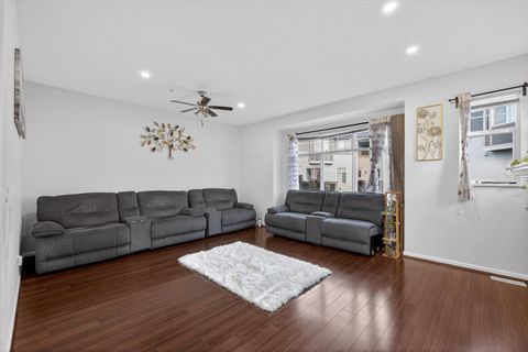 1010 Ewen Avenue 57 New Westminster BC V3M 5C9