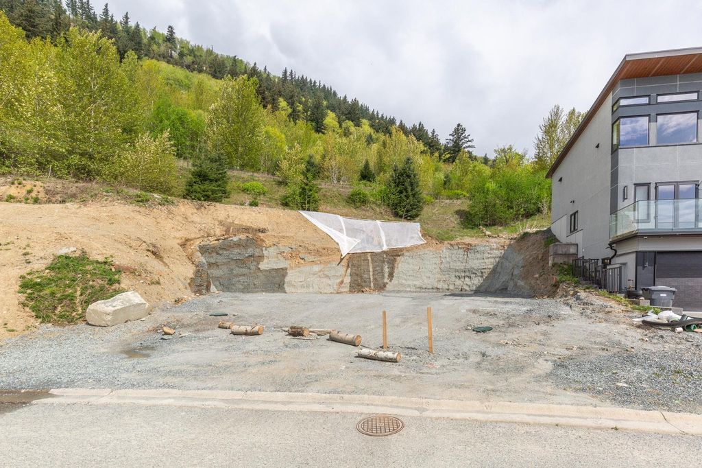 Photo of 36483 Estevan Court, Abbotsford, BC V3G 0B2 (MLS # R3113375)