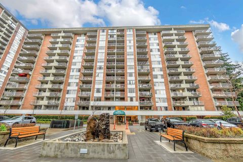 2012 Fullerton Avenue 716 North Vancouver BC V7P 3E3