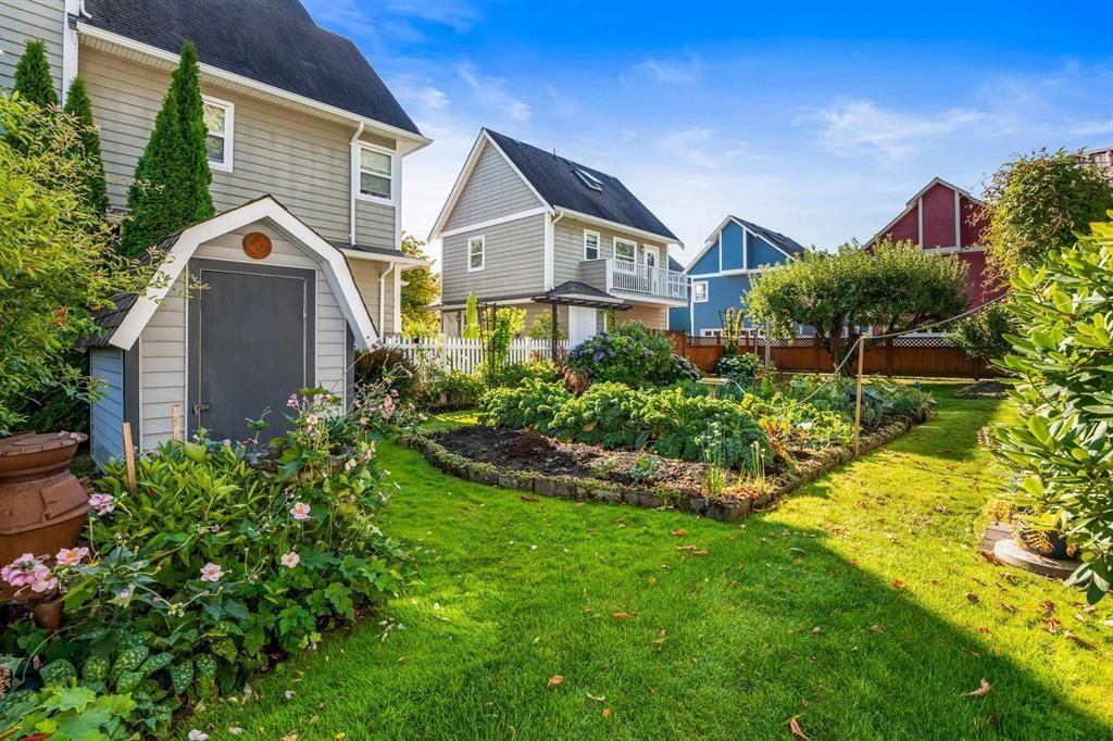 listing image 1109437728715805109